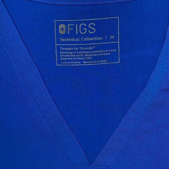 FIGS Women's Blue V-Neck Short Sleeve Two Pockets Scrub Top Size Medium - Picture 6 of 11
